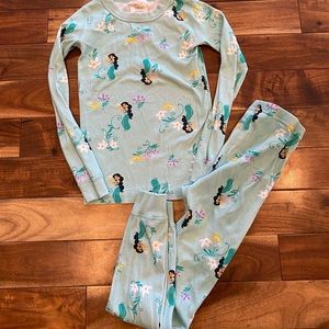 Hanna Andersson size 130 (8) Disney princess Jasmine pajamas